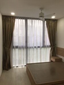 Dry cleaning curtains